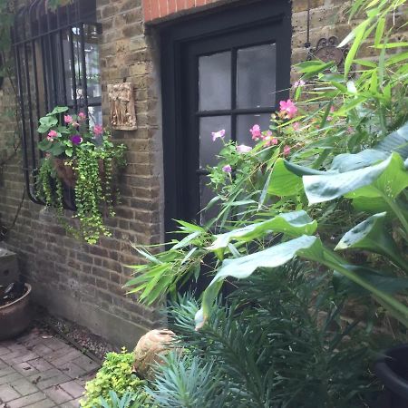 The Coach House Daire Bromley Dış mekan fotoğraf